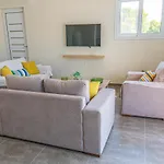 Modern, Cheerful & Dream Catching In Corinth Villa