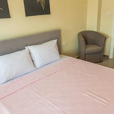 Villa Modern, Cheerful & Dream Catching In Corinth